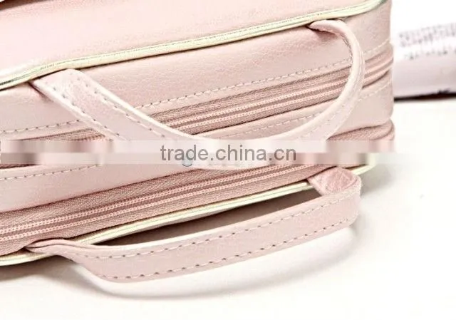Elegent Handle Toiletry Kit Small Makeup Case