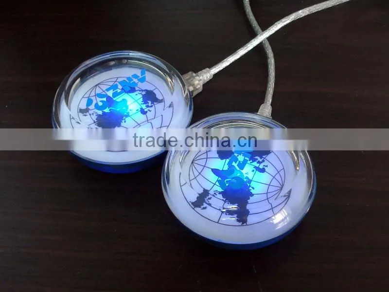 Blue LED Light 4 Ports 480 Mbps High-Speed Round USB 2.0 Hub White for Laptop PC