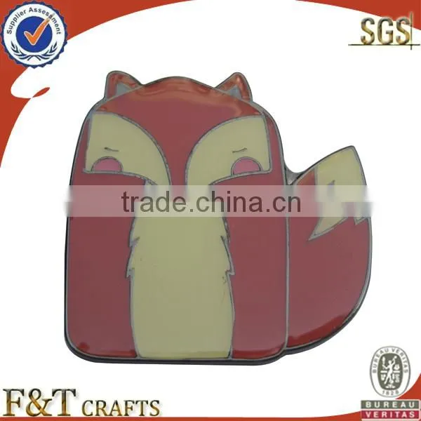 promotional quality stamp die cut custom metal badge with plastic box