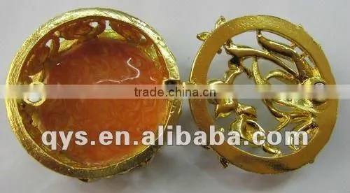 Metal Jewelry Box with Hollow-out Flower Design