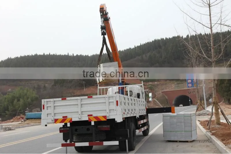 5ton Quicklift Compact Cranes, SQ5S3, hydraulic truck crane with telescopic booms.
