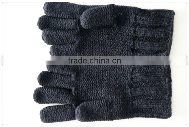 100 % WOOL GLOVES