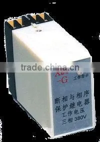 Phase failure with continued smoke detector with relay output