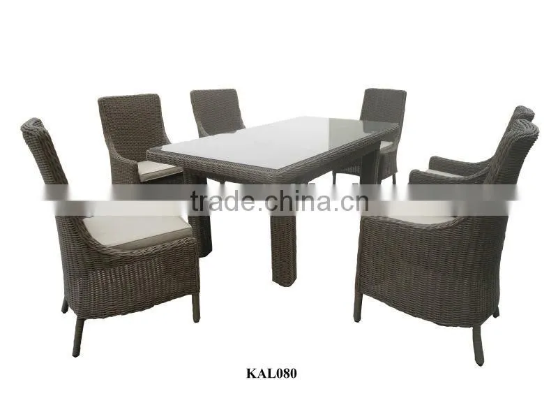 Granco KAL060 outdoor rattan round table