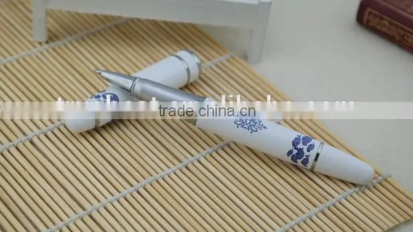 blue and white porcelain pen