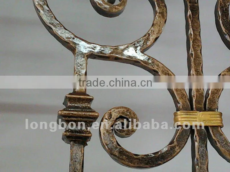 2013 Top-selling wrought iron hand-made window fence