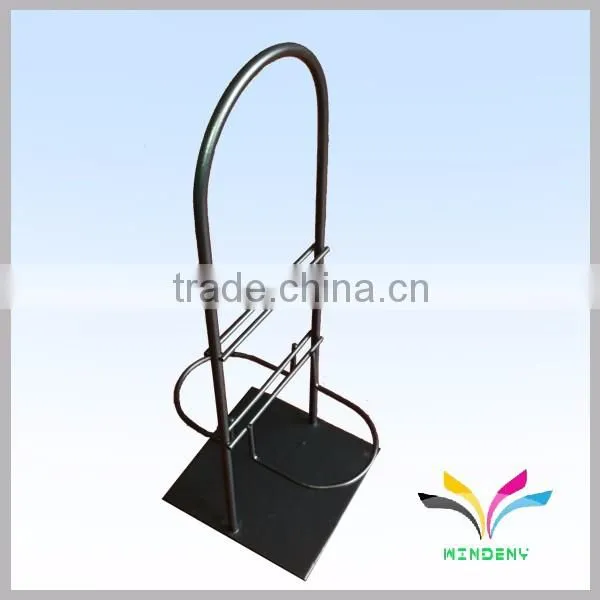 Counter Table Stand Metal Water Bottle Display Rack for 2 Bottles Stand