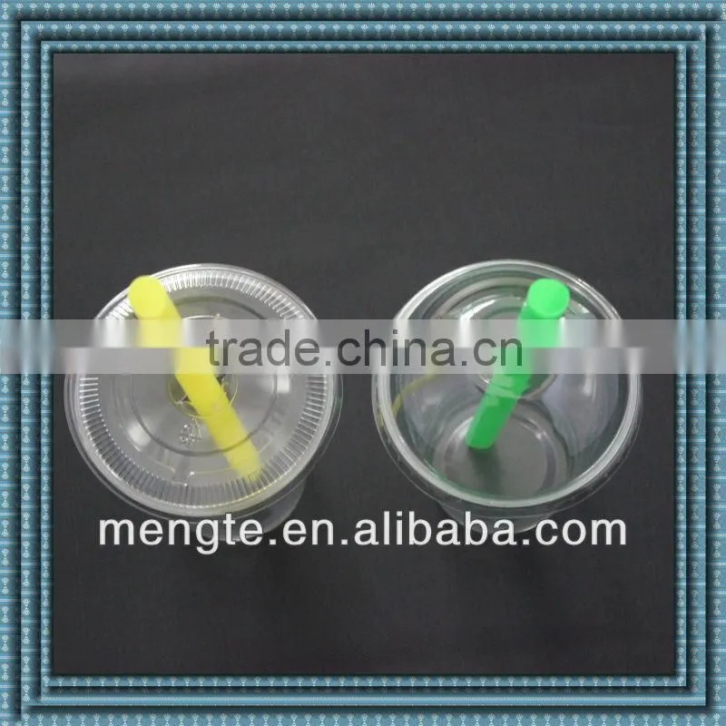 hard plastic drinking cup with lid and straw