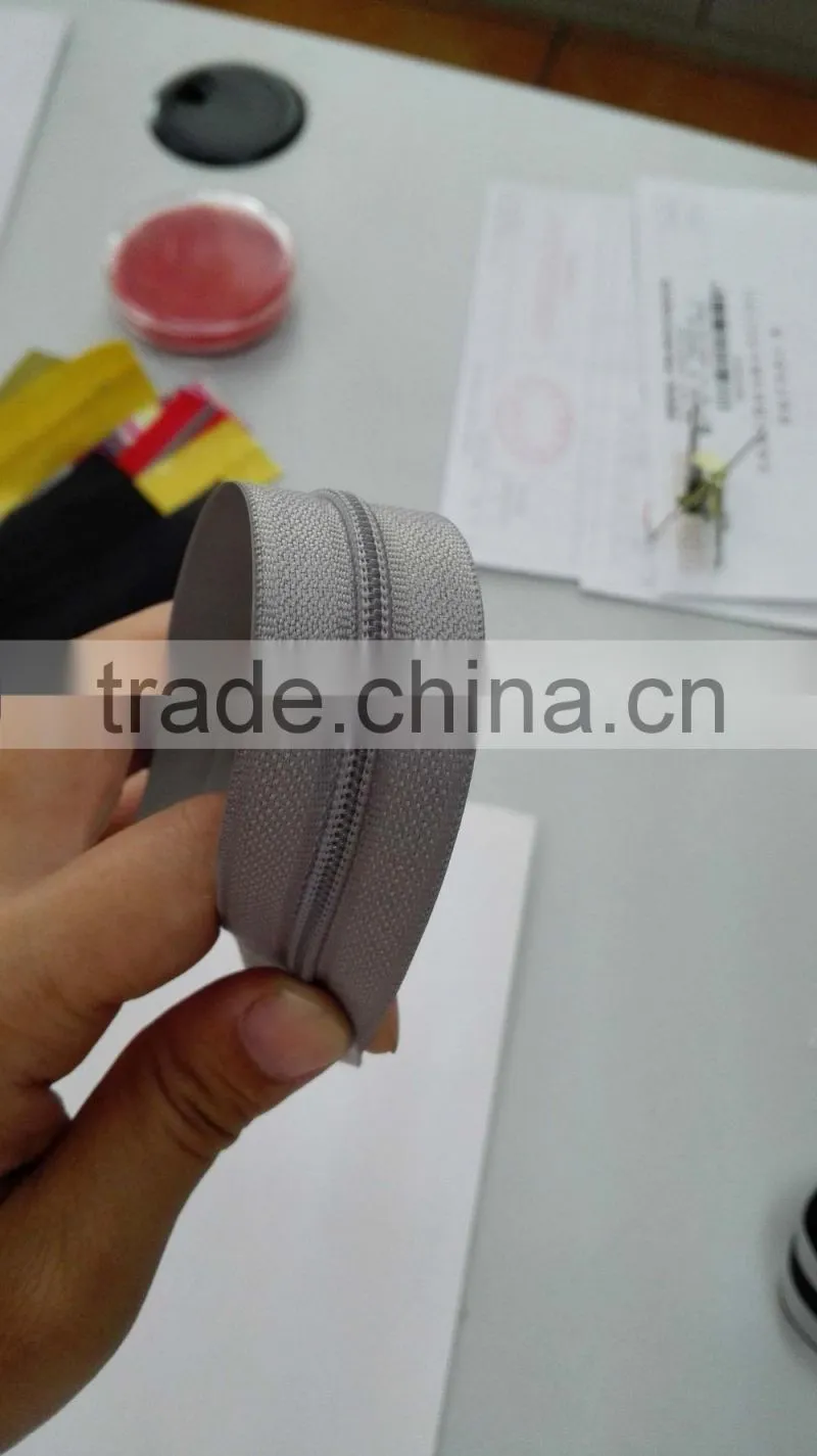 2015 5# size custom gray color waterproof zipper use for plastic waterproof zipper bag