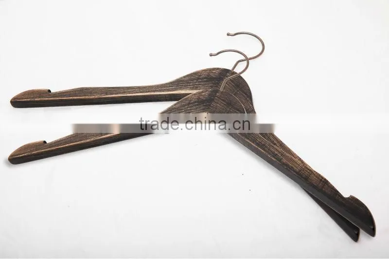 SERIE ANTIQUE CLOTHES AND PANT WOODEN HANGER