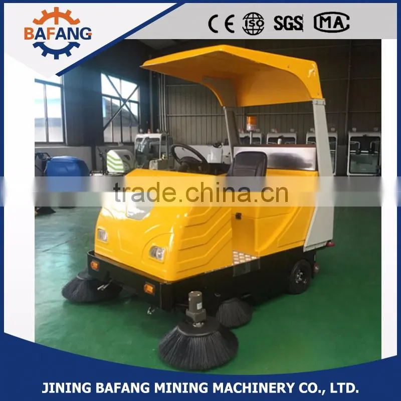 High efficiency drive way road sweeper