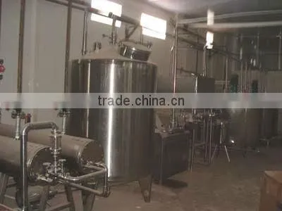 Small scale automatic juice bottle production line