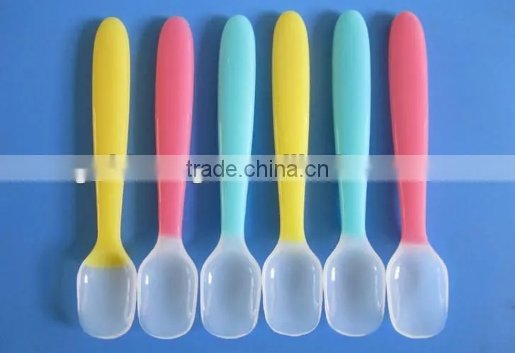 Whosale sale silicone spoons for children use