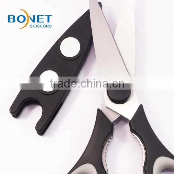 S52002 LFGB certificated 8-1/4" yangjiang superb quality powerful kitchen scissors with magnetic sheath