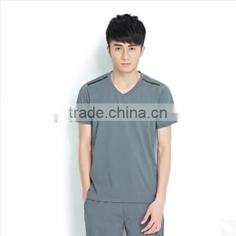 wholesale customized cheap mens sports suit for summer