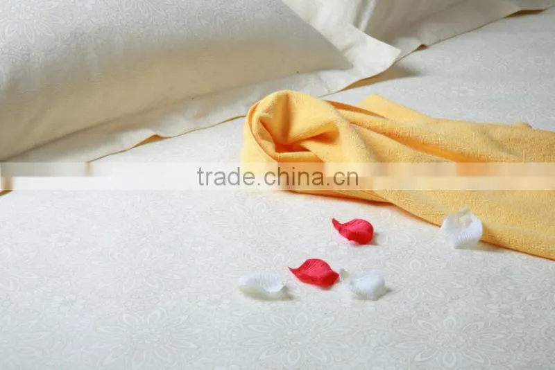 Luxury hotel bedding set
