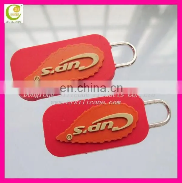 2014 Factory directly sale custom soft pvc zipper slider puller silicone zipper pull head