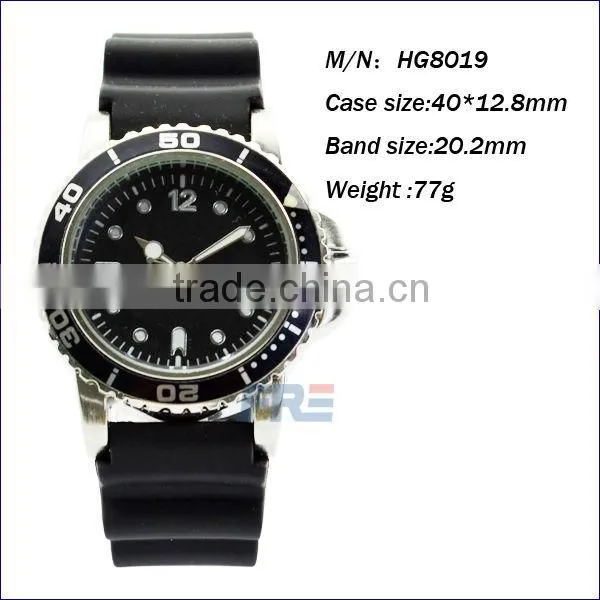 2014 new design alloy case silicone strap black watch women watch