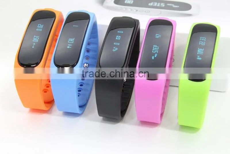 2015 New Arrival Smart band with 90 days standby time