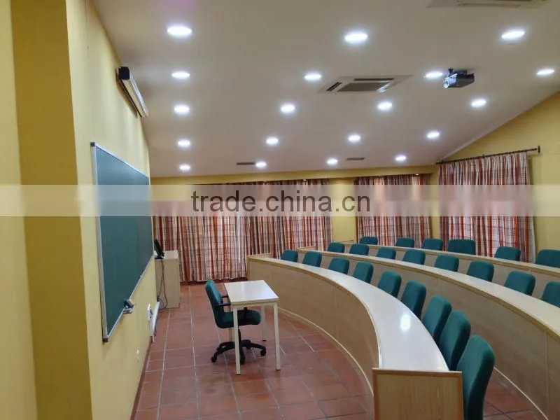 E26/E27 Energy Saving PAR30 LED Lamp