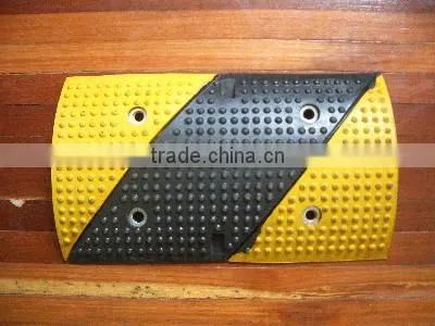 China market wholesale safety equipment rubber cable hump