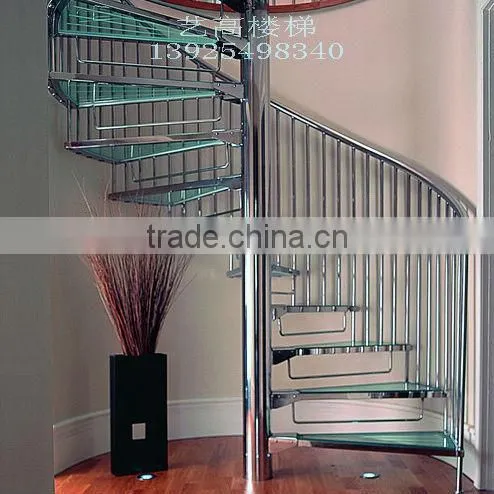 Spiral glass staircase design 9002-4