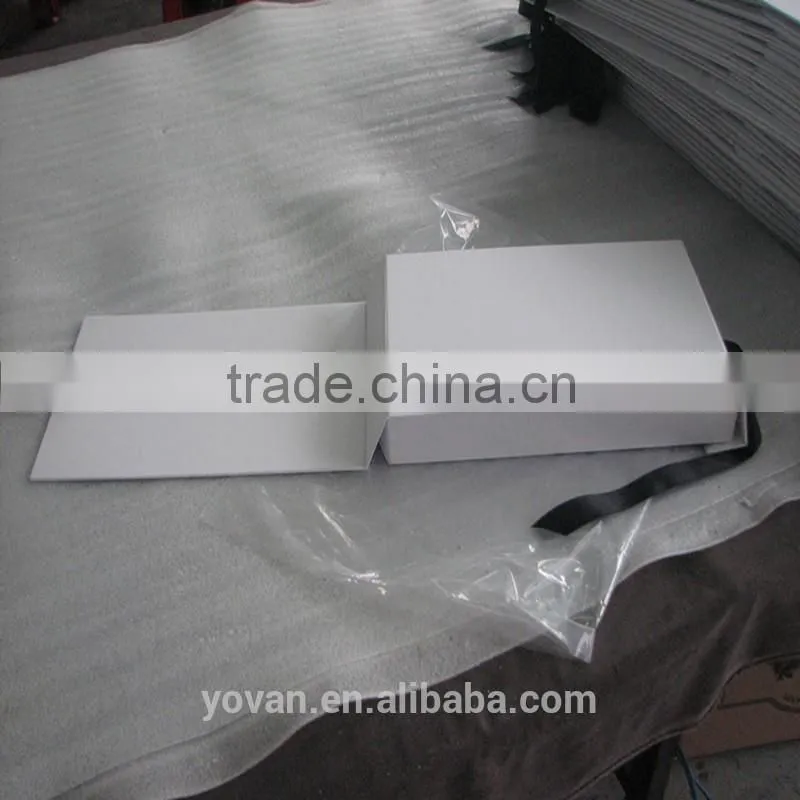 New Custom Design White Flat Folding Gift Paper box for Christmas