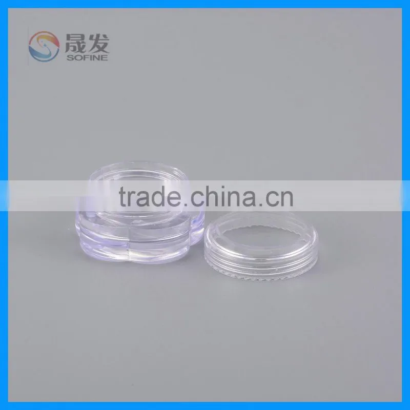 Clear as small cosmetic jar