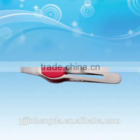 Practical anti magnetic chip tweezers