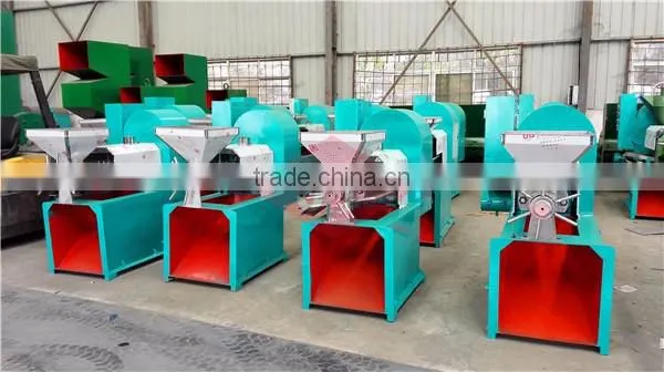 Factory Price screw expeller designed automatic small soybean peanut seasame castor seed oil press