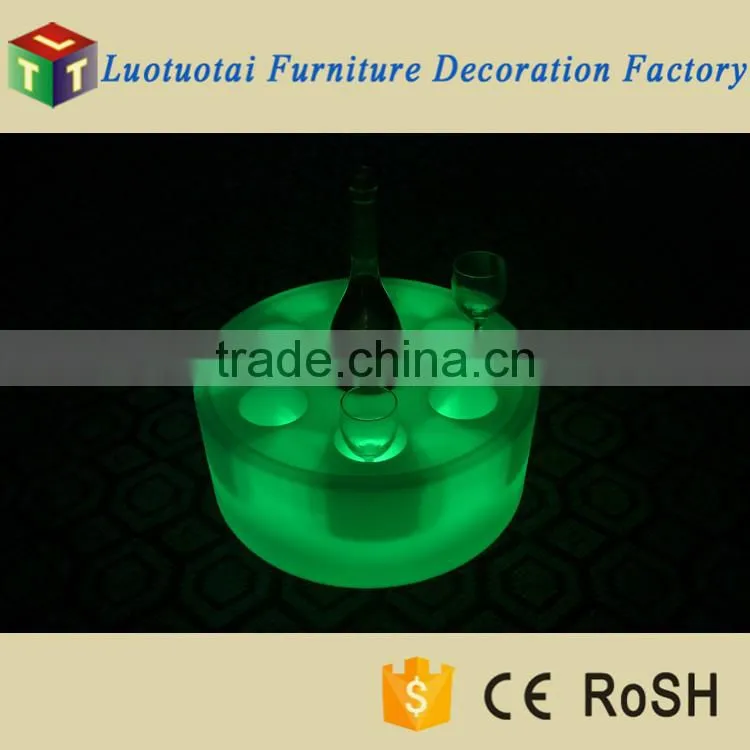 2015 hot sale cheap floating led plastic wine tray with hole for swimming pool