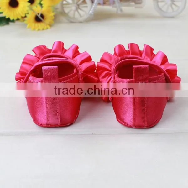 pretty infant baby girl shoes with red flower