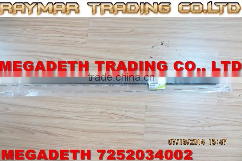 SSANGYONG W/STRIP ASSY F/DR BELT O/S RH 7252034002, 7252034001