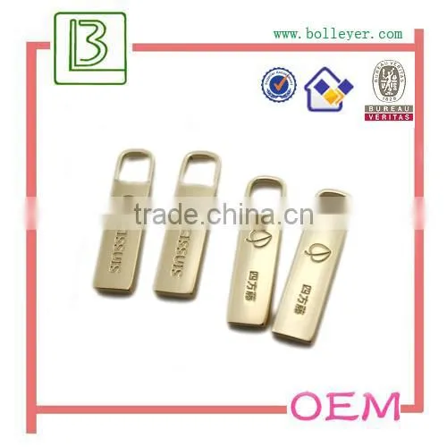custom logo made Metal Name Tags For Bags