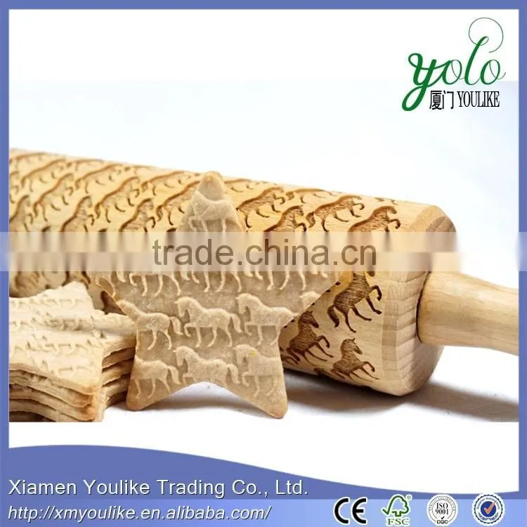 eco-friendly bamboo rolling pin with engraved horse pattern