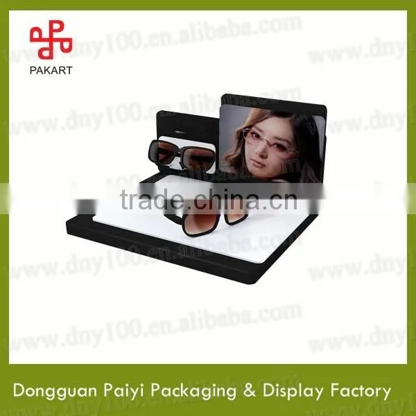 Best quality wall hanged acrylic sunglasses display stands
