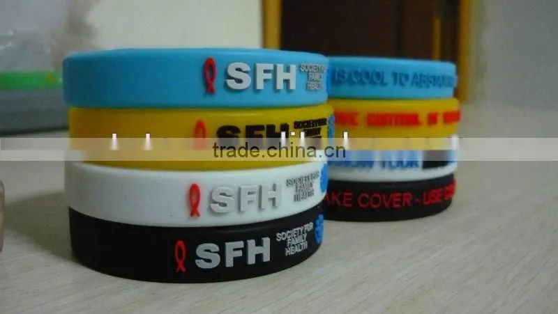 silicone bracelet in belgium flag colour for 2014 brazil world cup