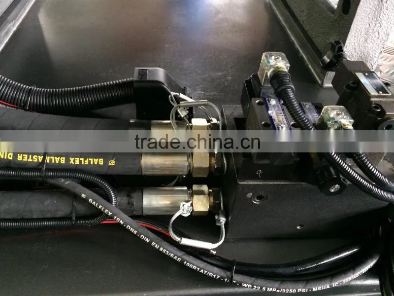 PET 270 injection molding machine