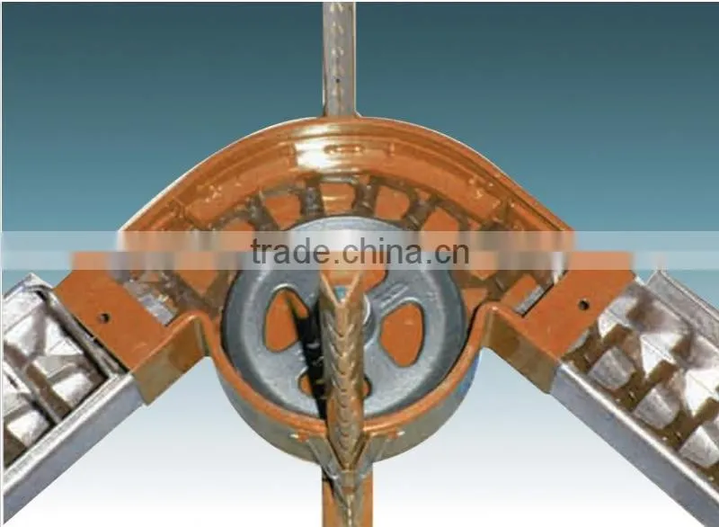 Breeder Chicken Chain Feeding System
