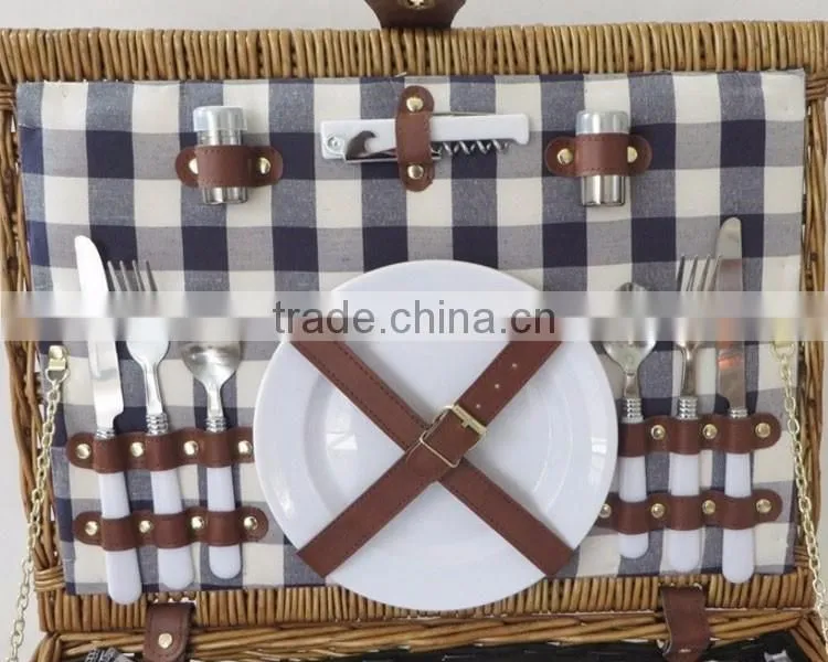 China customized cheap 2 person type insulation wicker willow picnic basket with cheeseboard cooler bag