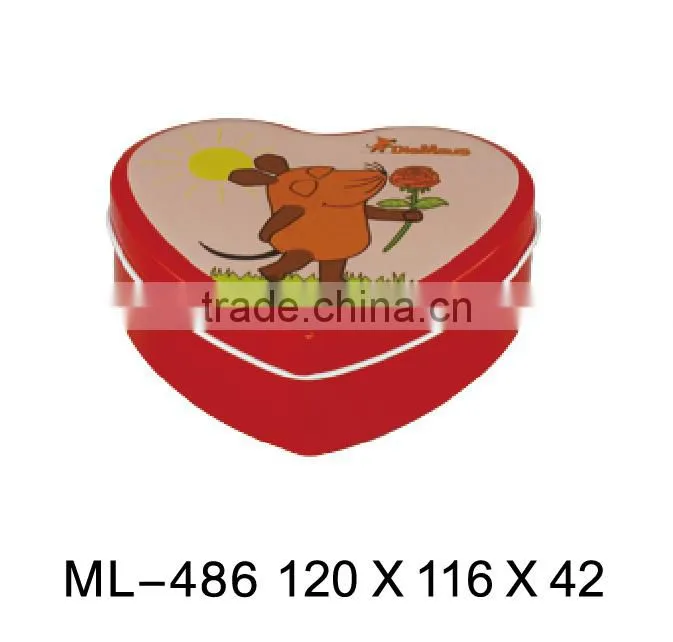 Heart shaped chocolate tin box for widding