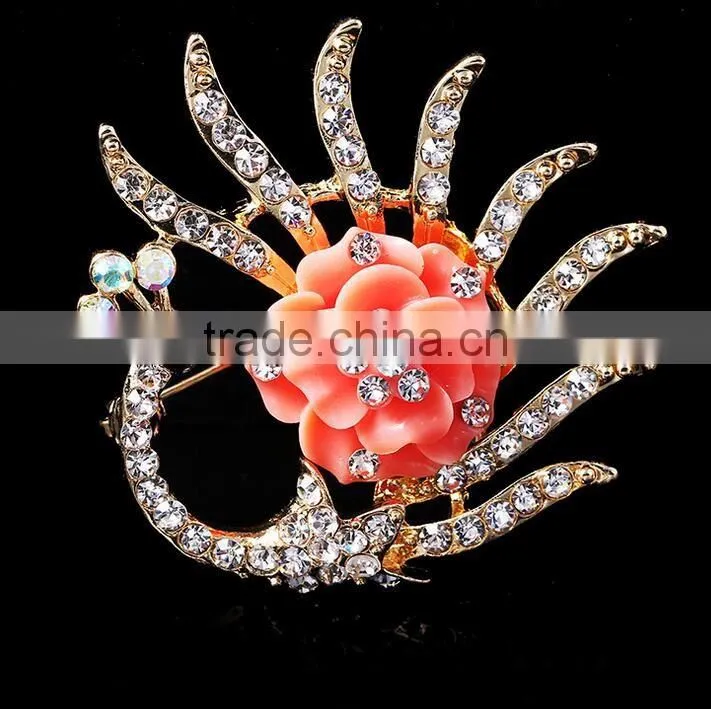 F20047N Women favorite peacock animal rhinestone brooch for party invitation bulk brooch
