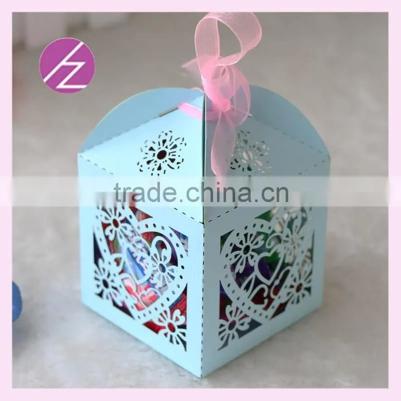 Hot saleOEM favor box wedding candy box wedding invitation gift box Laser Cut heart shape custom size names&date package box