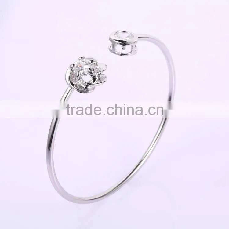 Trendy New Design Transparent Zircon Copper Alloy Two Squares Style Open Bangle