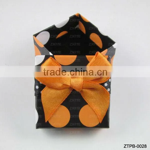 Hot Selling Red Bowknot Square Packing Box Wholesale ZTPB-0024