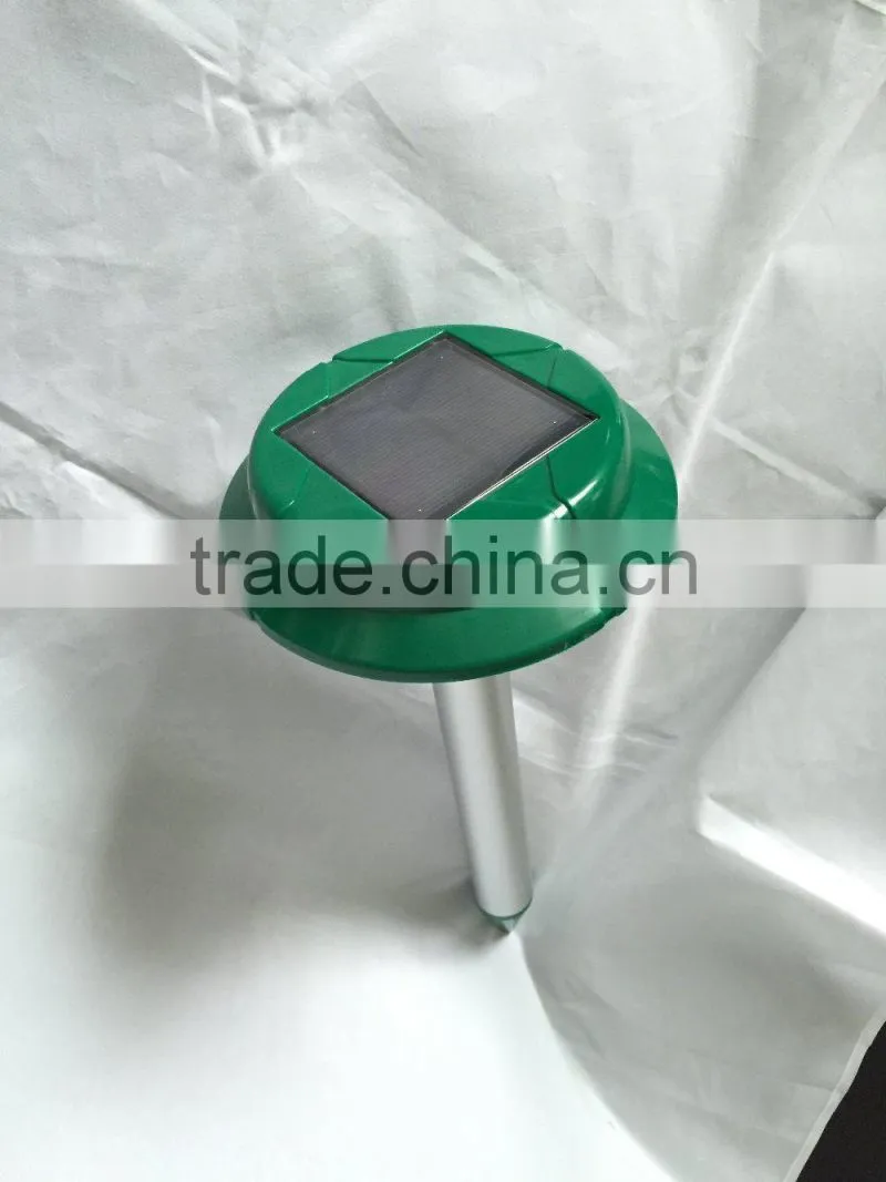 VS-312M GardenYard Poison-Ultrasonic Solar Repeller Solar Powered LED Light Mole Mouse Gopher Rodent Pest Repeller