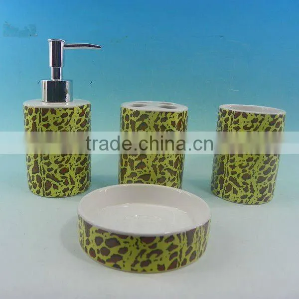 2015 porcelain Jars full printing 4pcs Bath Accessories Set