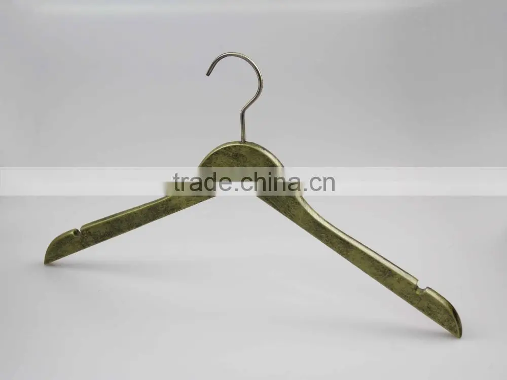 IMY-461 green cheap wood flat hanger for shirts