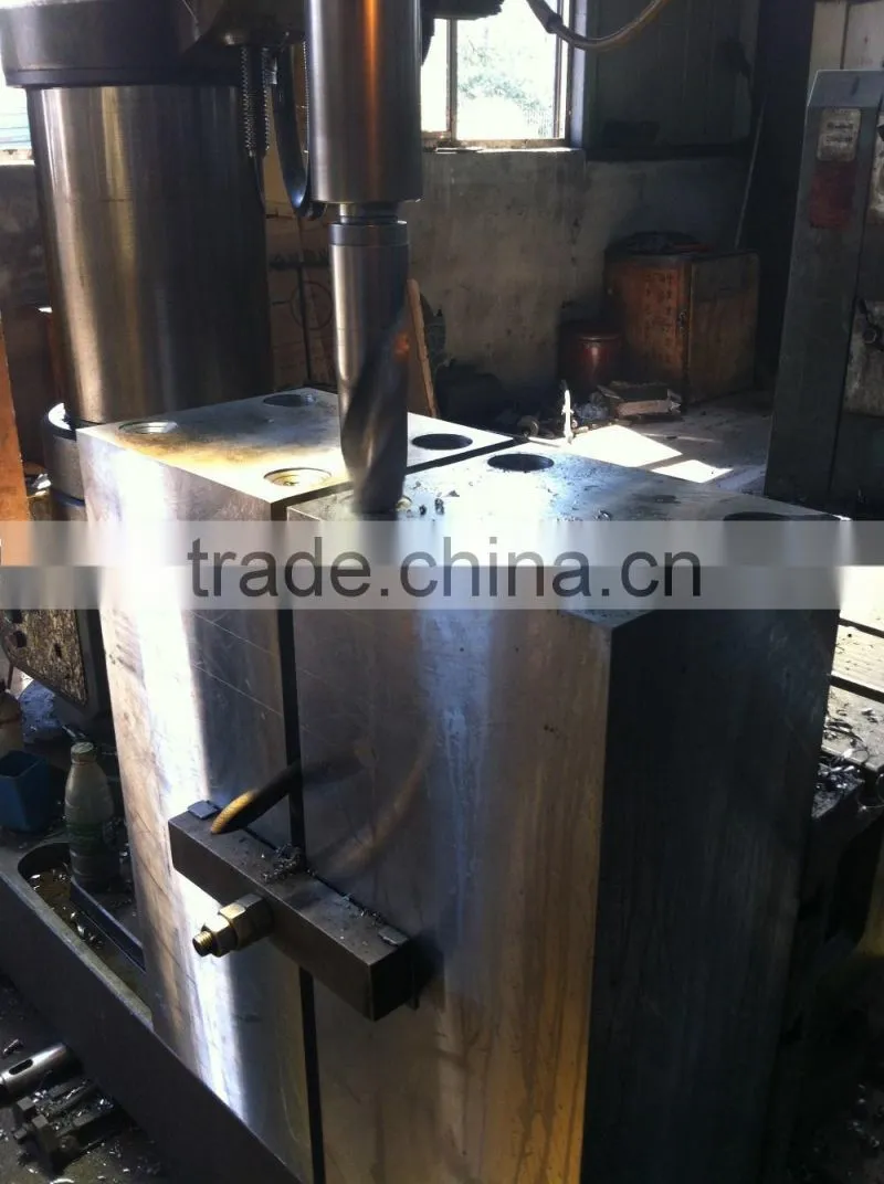 N.P.K spare parts rock breaker front head with high mechnical property