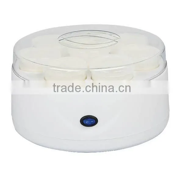 Yoghurt maker with 8 plastic jars